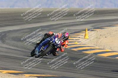 media/Nov-16-2024-CVMA (Sat) [[0e4bb1f32f]]/Race 8-Supersport Middleweight/